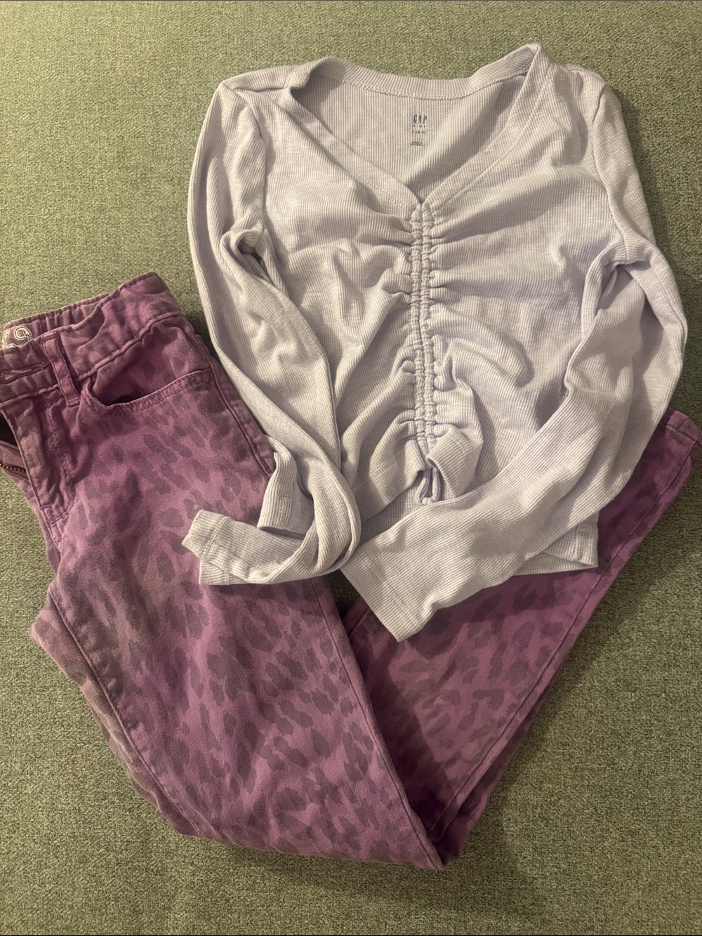 5/$15- Light Lavender Ruched Long Sleeve Top with Purple Leopard Jeans